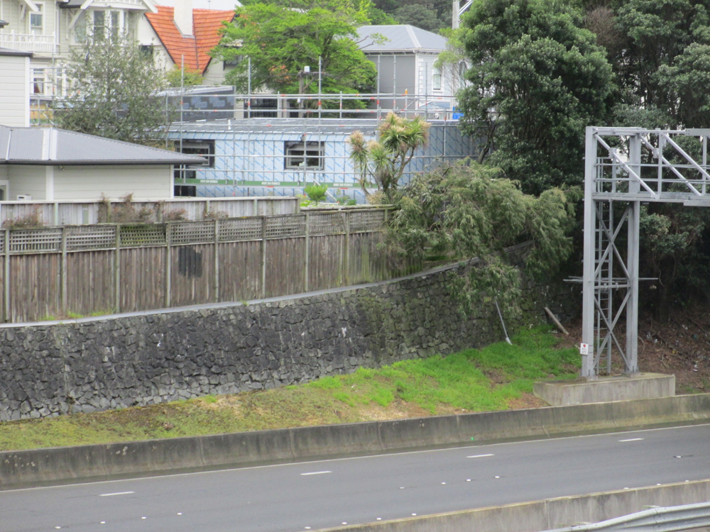 Zinc cladding (Motorway)